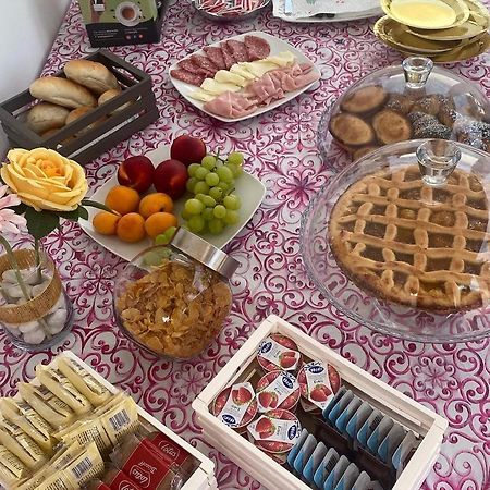 Sabea Guest House Melissano Bagian luar foto